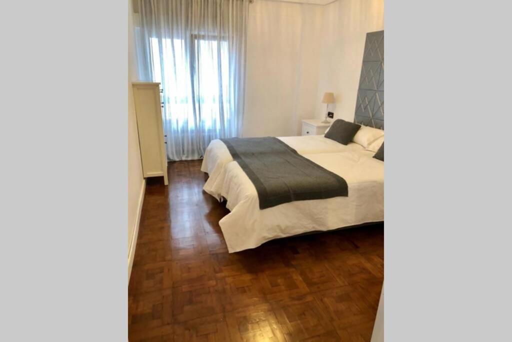 דירות Piso En El Centro De אוביידו מראה חיצוני תמונה